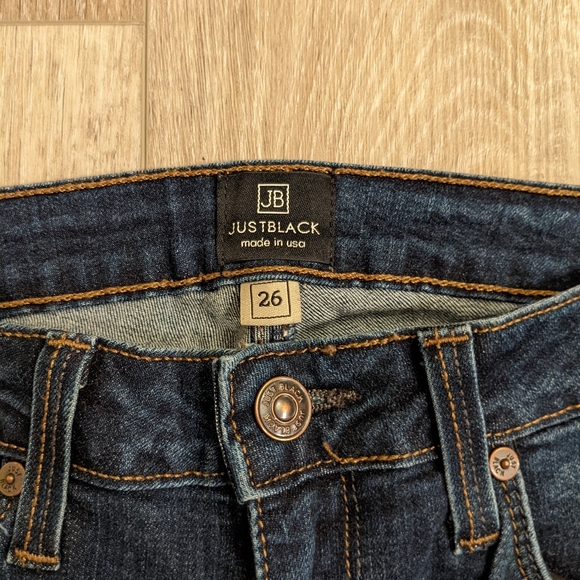 Just Black, Dark Wash, High Waisted Jeans, Size 26 - Picture 3 of 4